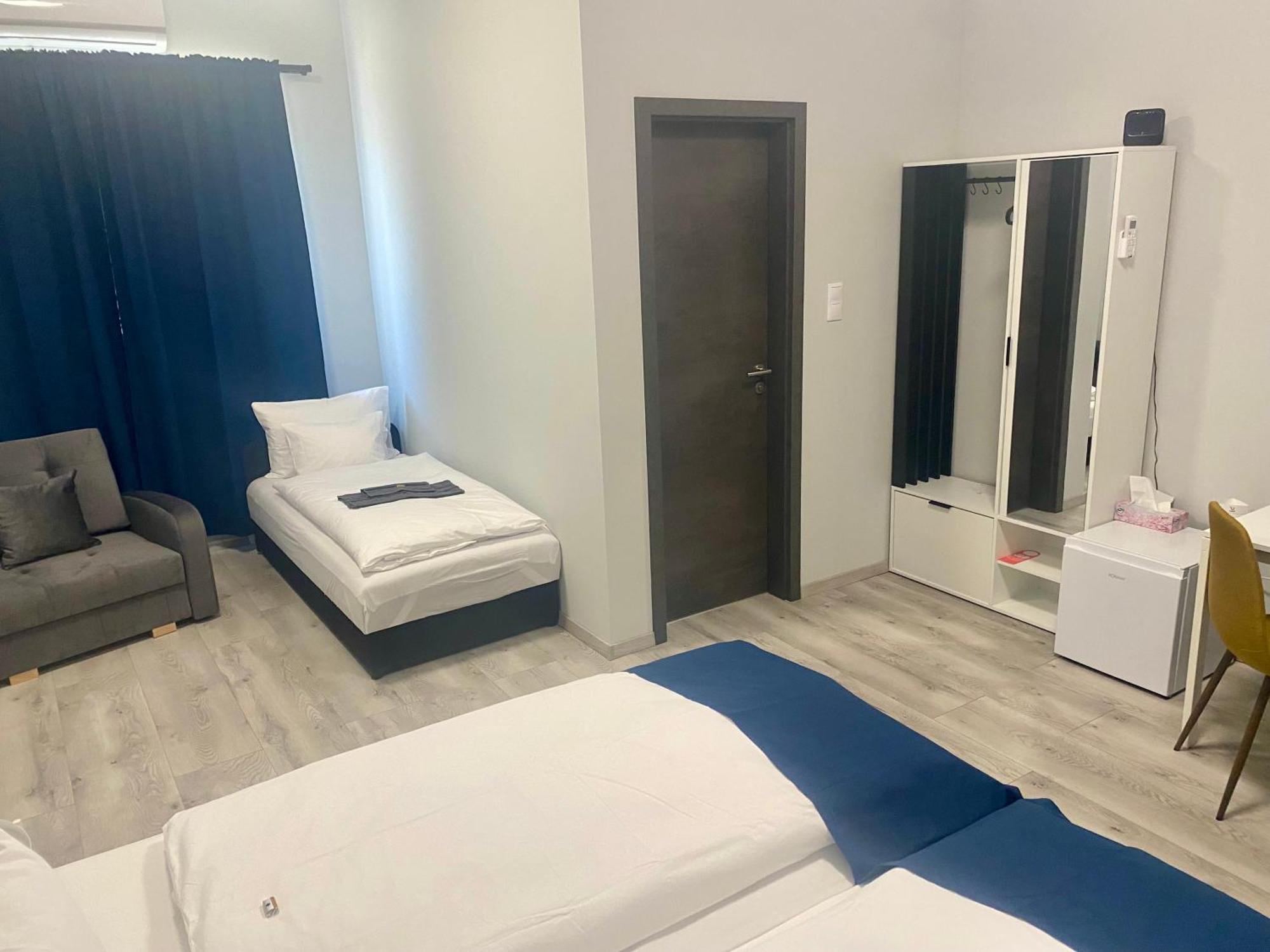 Vecsesi Rendezvenykoezpont Es Panzio B&B 외부 사진